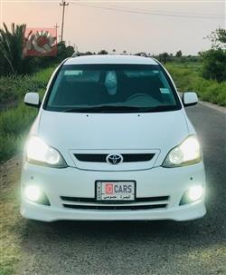 تۆیۆتا ئیپسەم